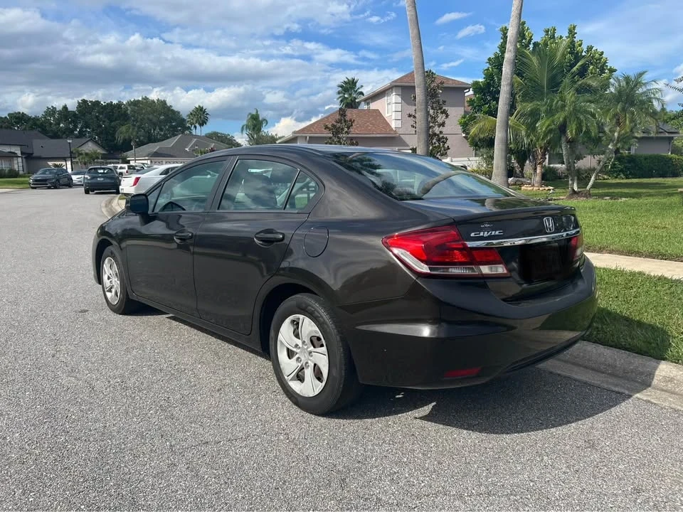2013 Honda Civic 9th Gen - Image 5 of 8