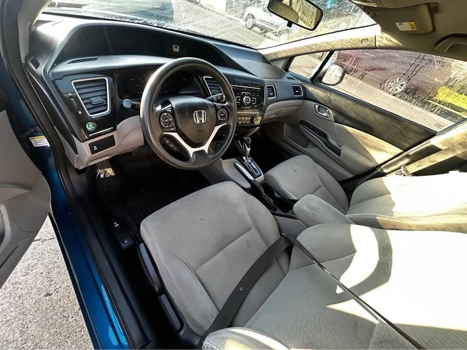 2013 Honda Civic 9th Gen - Image 9 of 15