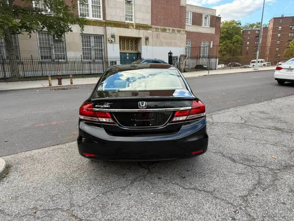 2013 Honda Civic 9th Gen - Image 6 of 10