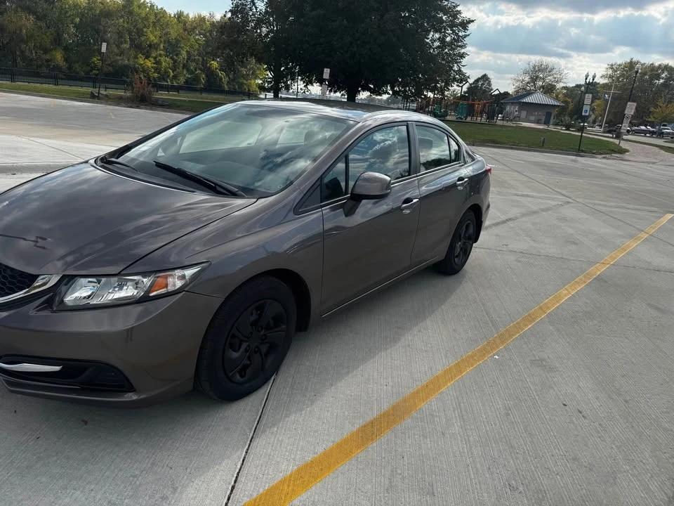 2013 Honda Civic 9th Gen - Image 17 of 19
