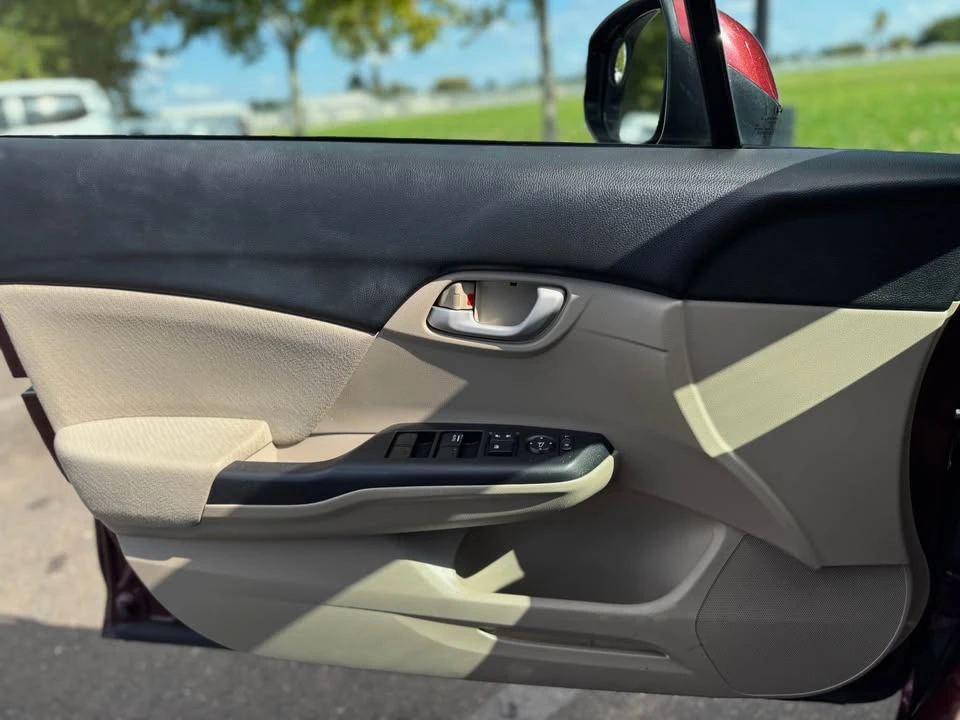 2013 Honda Civic 9th Gen - Image 8 of 20
