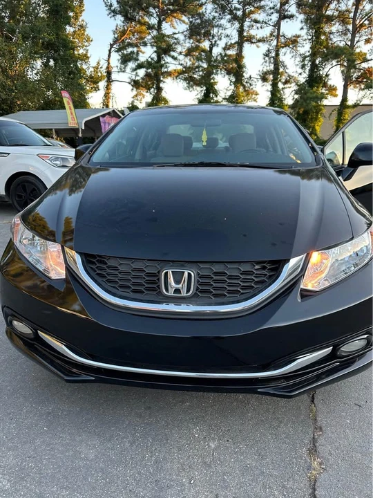 2013 Honda Civic 9th Gen - Image 5 of 15