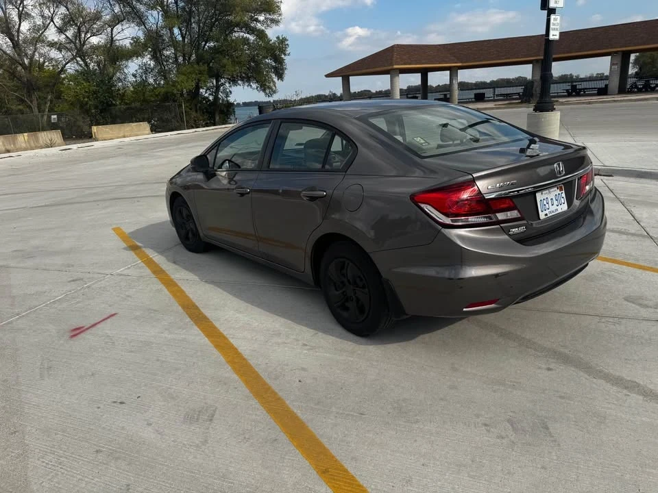 2013 Honda Civic 9th Gen - Image 4 of 19