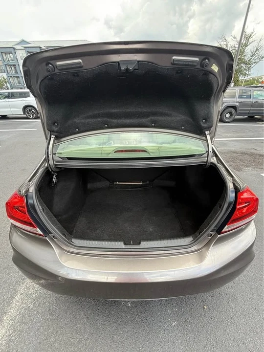 2013 Honda Civic 9th Gen - Image 4 of 14