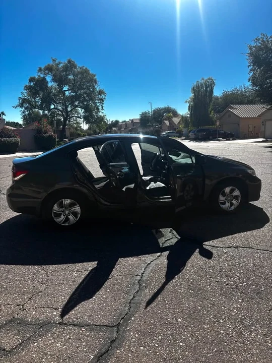 2013 Honda Civic 9th Gen - Image 3 of 11