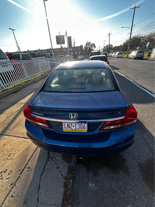 2013 Honda Civic 9th Gen - Image 6 of 15