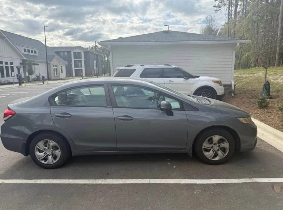 2013 Honda Civic 9th Gen - Image 7 of 9