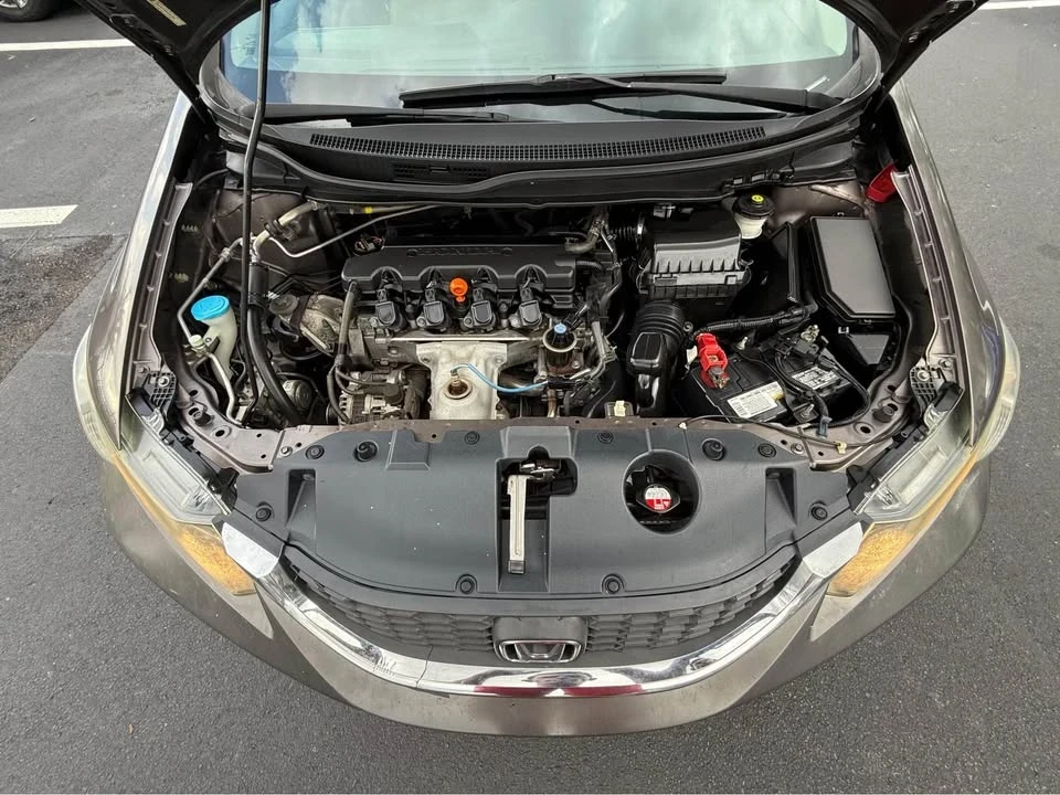 2013 Honda Civic 9th Gen - Image 10 of 14