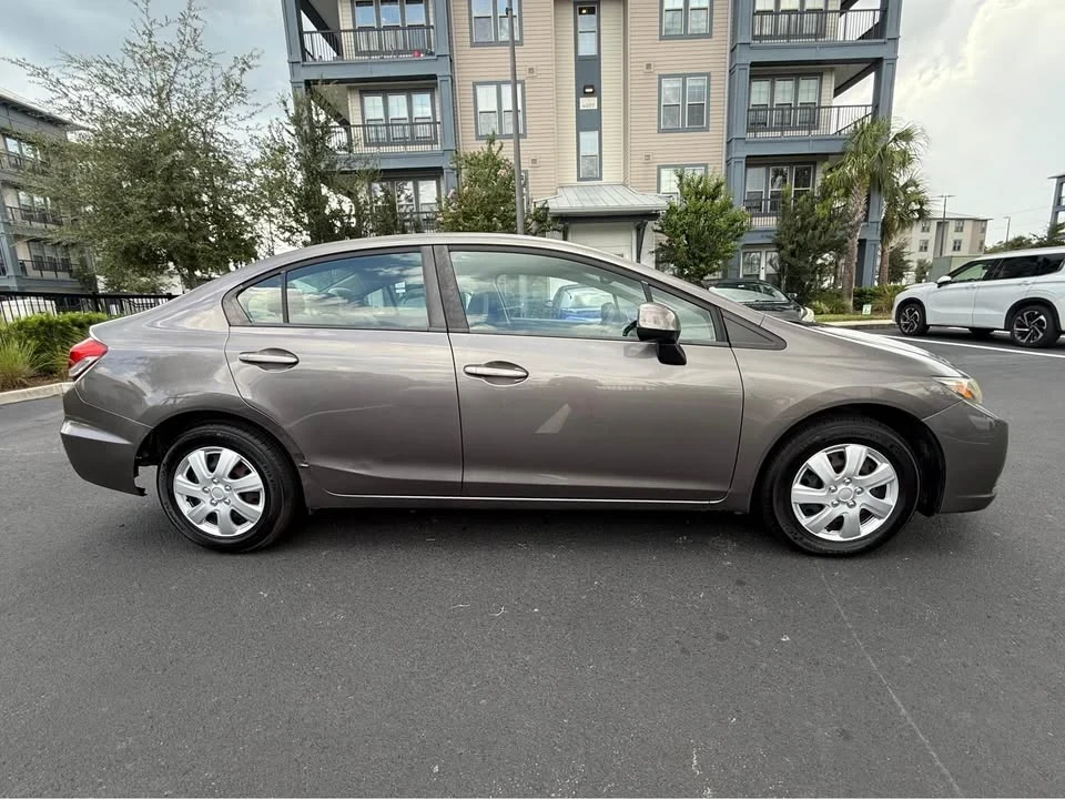 2013 Honda Civic 9th Gen - Image 12 of 14