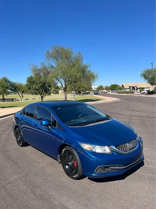 2013 Honda Civic 9th Gen - Image 4 of 9