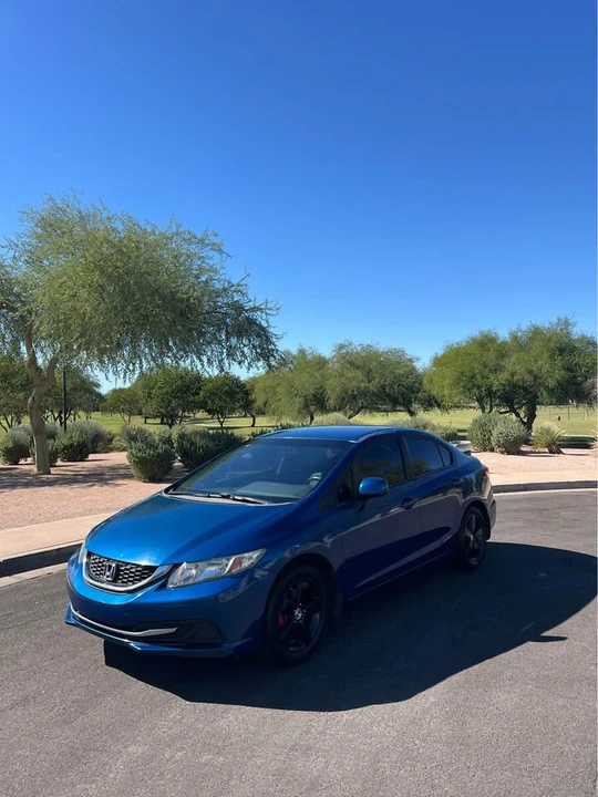 2013 Honda Civic 9th Gen - Image 2 of 9