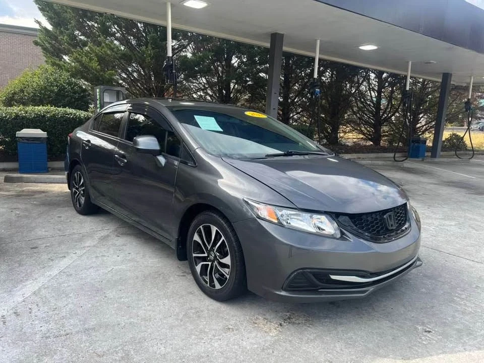 2013 Honda Civic 9th Gen - Image 2 of 15