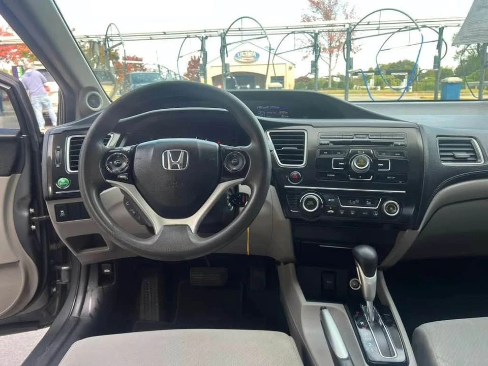 2013 Honda Civic 9th Gen - Image 8 of 15