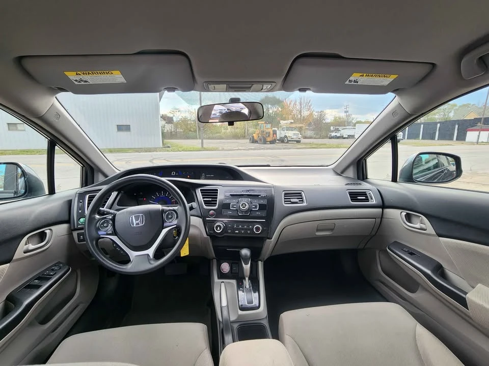 2013 Honda Civic 9th Gen - Image 11 of 15