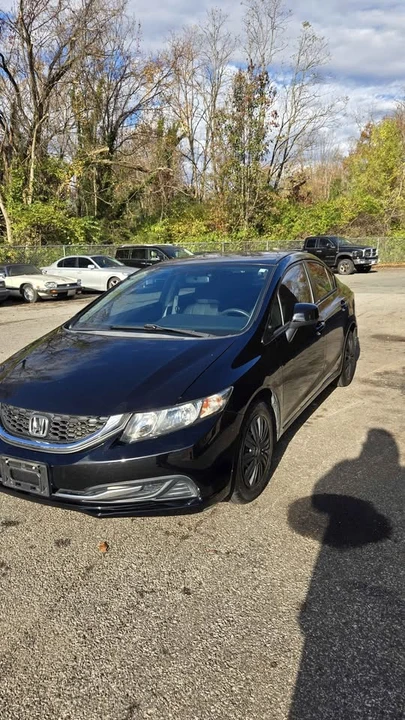 2013 Honda Civic 9th Gen - Image 2 of 10