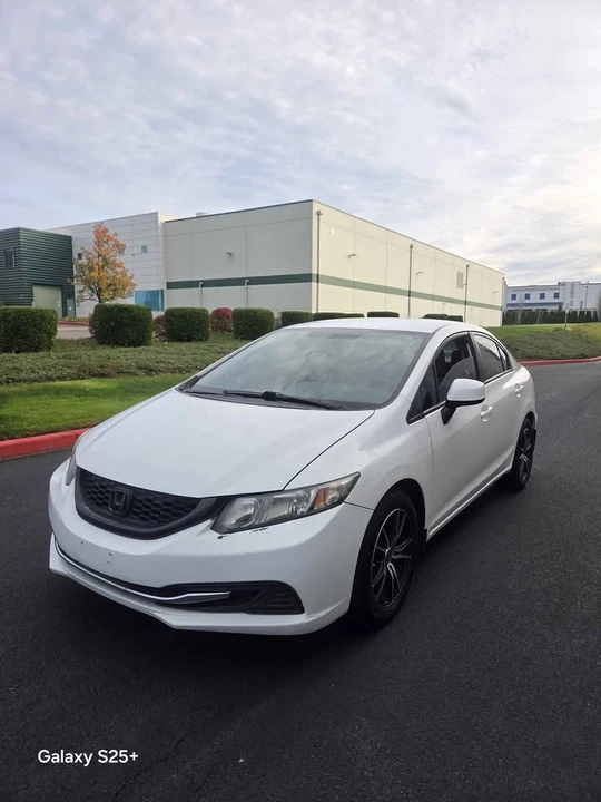 2013 Honda Civic 9th Gen - Image 13 of 17