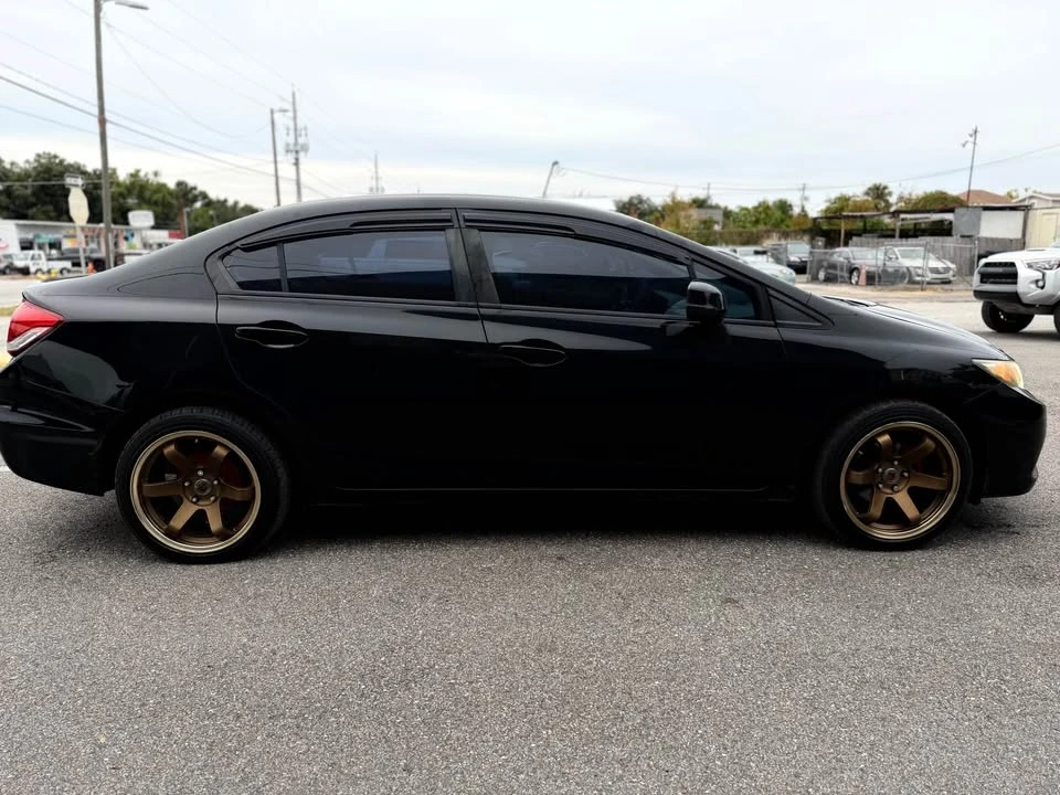 2013 Honda Civic 9th Gen - Image 13 of 16