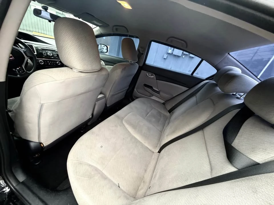 2013 Honda Civic 9th Gen - Image 9 of 16
