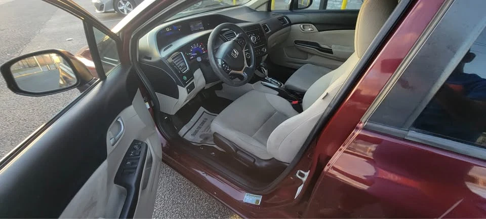 2013 Honda Civic 9th Gen - Image 6 of 8