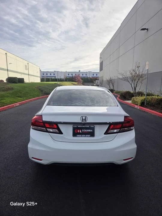 2013 Honda Civic 9th Gen - Image 5 of 17
