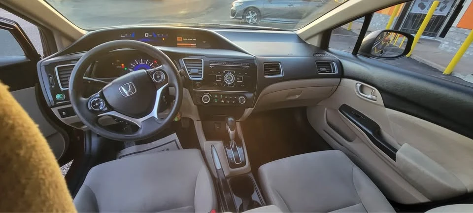 2013 Honda Civic 9th Gen - Image 5 of 8