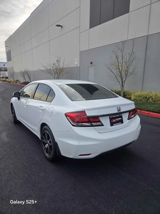 2013 Honda Civic 9th Gen - Image 4 of 17