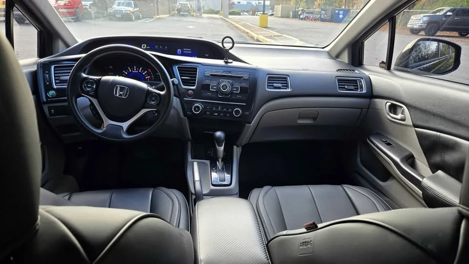 2013 Honda Civic 9th Gen - Image 8 of 10