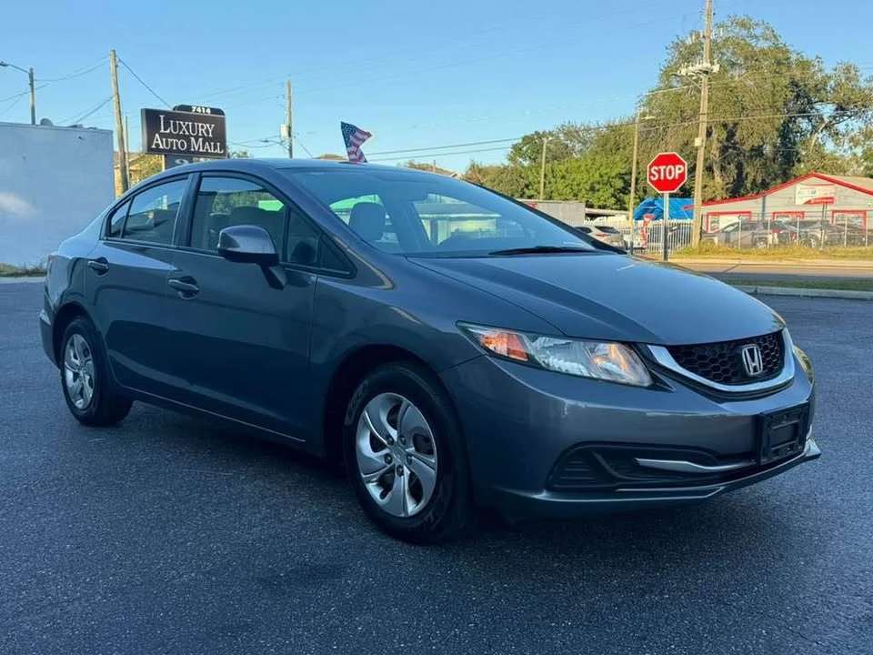 2013 Honda Civic 9th Gen - Image 3 of 10