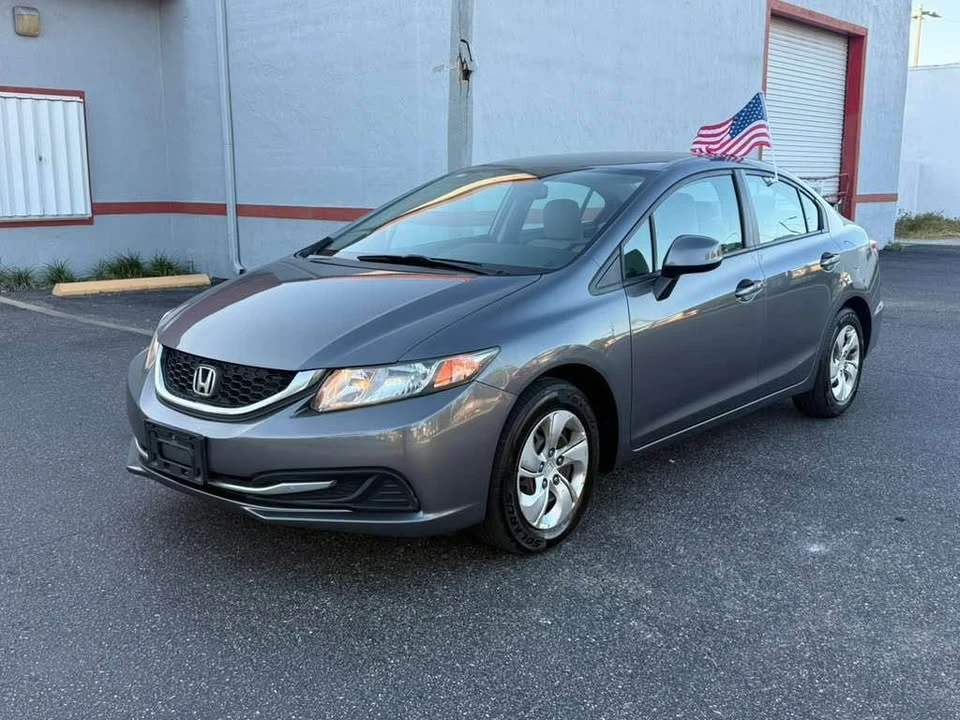 2013 Honda Civic 9th Gen - Image 2 of 10