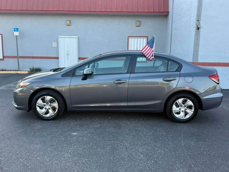 2013 Honda Civic 9th Gen - Image 6 of 10