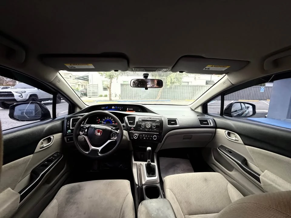 2013 Honda Civic 9th Gen - Image 5 of 12
