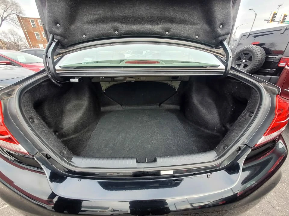 2013 Honda Civic 9th Gen - Image 17 of 18