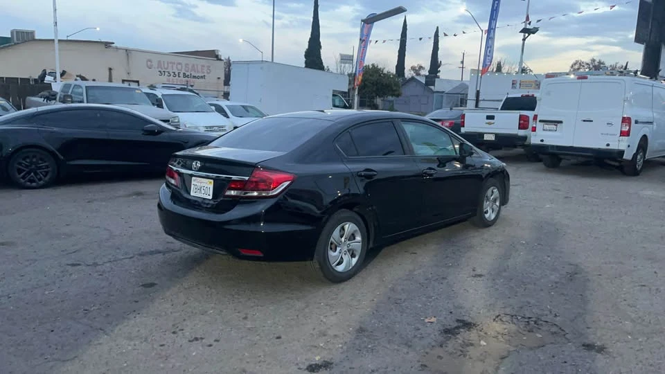 2013 Honda Civic 9th Gen - Image 4 of 9