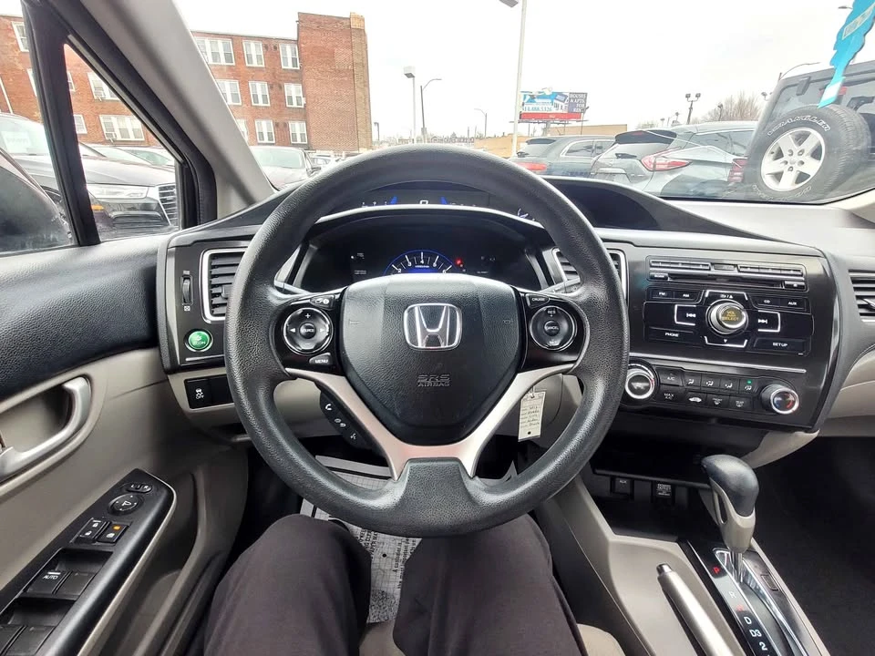 2013 Honda Civic 9th Gen - Image 9 of 18