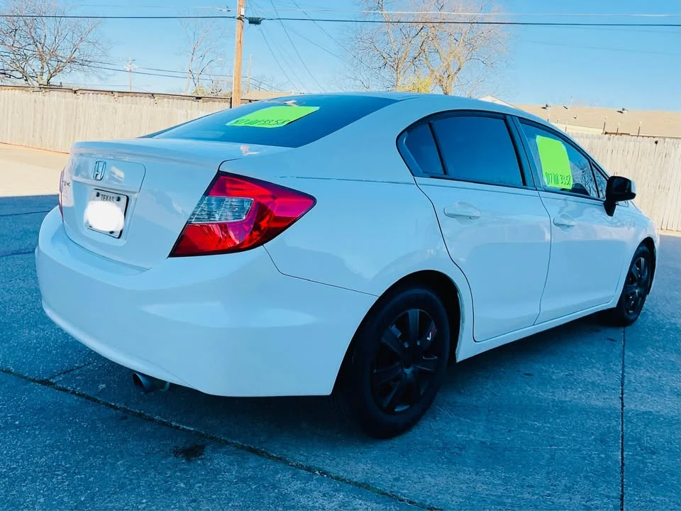 2013 Honda Civic 9th Gen - Image 5 of 19