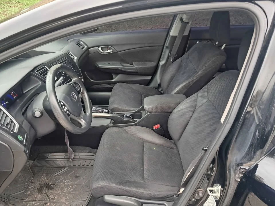 2013 Honda Civic 9th Gen - Image 9 of 11