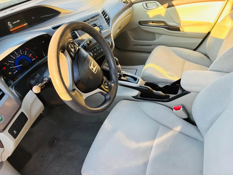 2013 Honda Civic 9th Gen - Image 7 of 11
