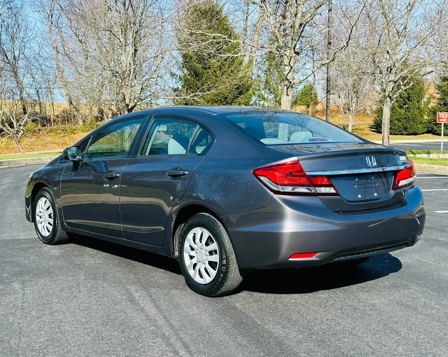 2013 Honda Civic 9th Gen - Image 4 of 9