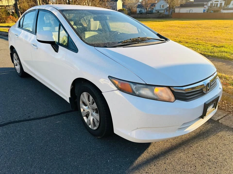 2013 Honda Civic 9th Gen - Image 6 of 11