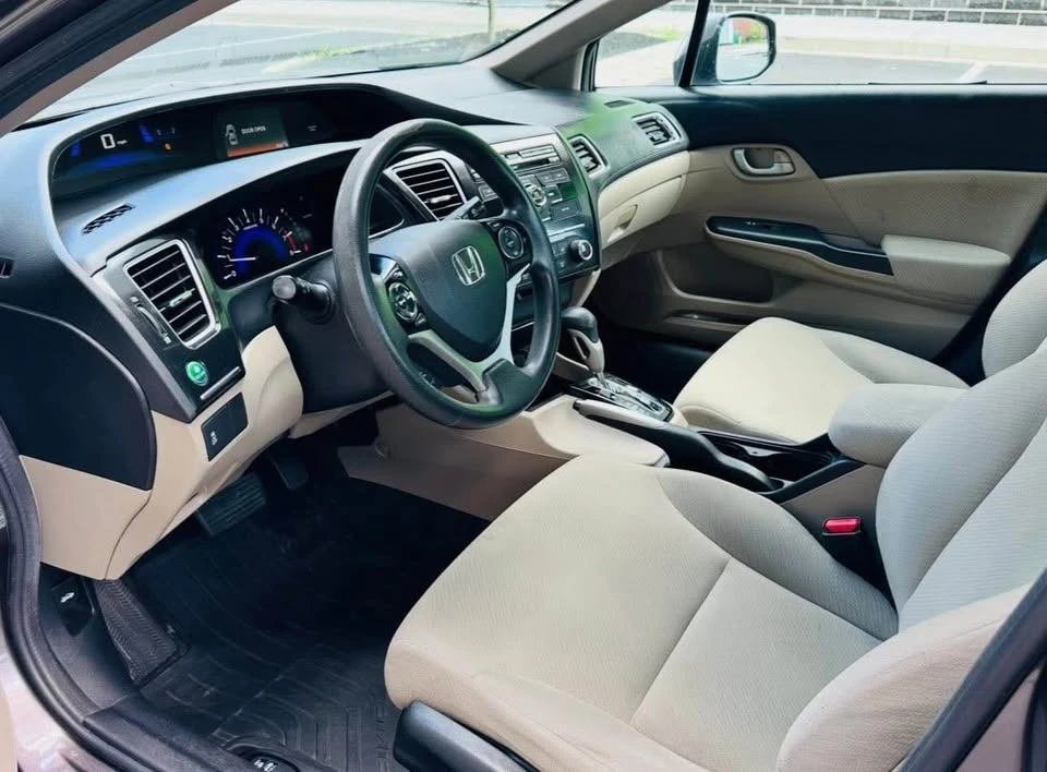 2013 Honda Civic 9th Gen - Image 5 of 9