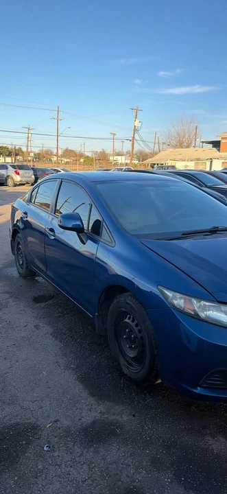 2013 Honda Civic 9th Gen - Image 2 of 8
