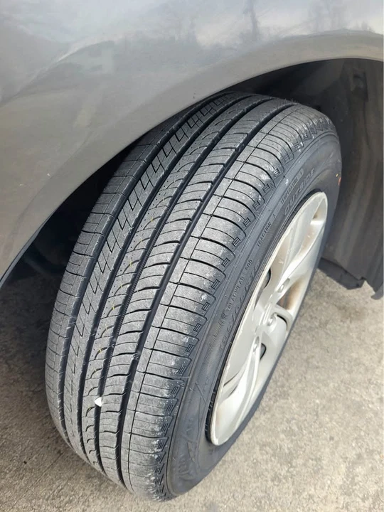 2013 Honda Civic 9th Gen - Image 6 of 14