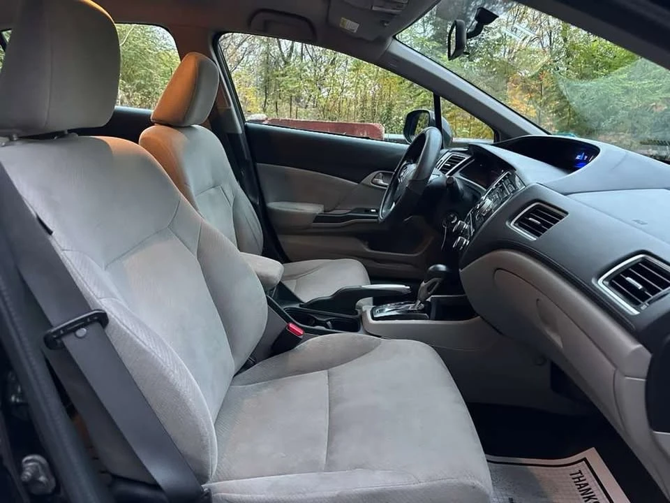 2013 Honda Civic 9th Gen - Image 9 of 14