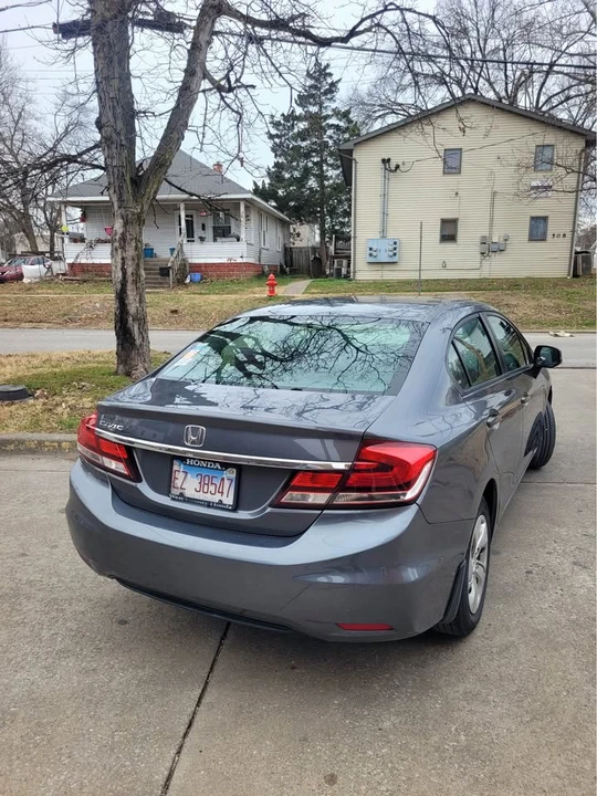 2013 Honda Civic 9th Gen - Image 2 of 14