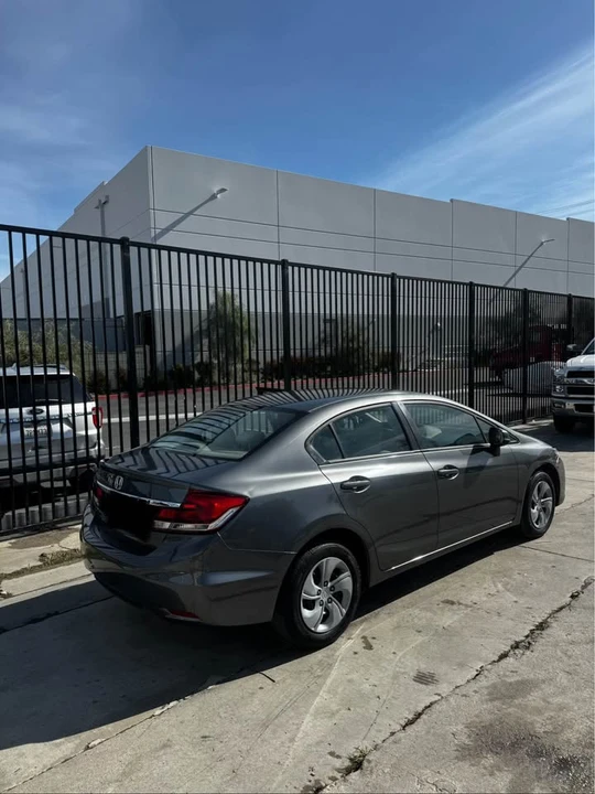 2013 Honda Civic 9th Gen - Image 6 of 10