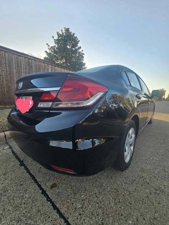 2013 Honda Civic 9th Gen - Image 2 of 13