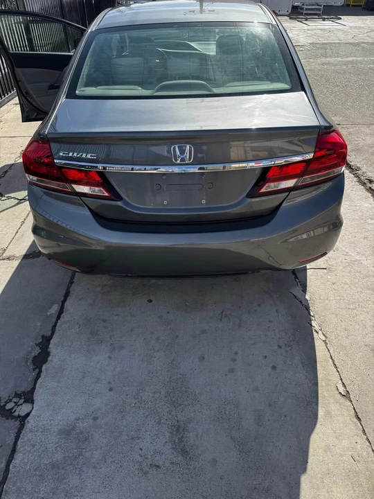 2013 Honda Civic 9th Gen - Image 4 of 10