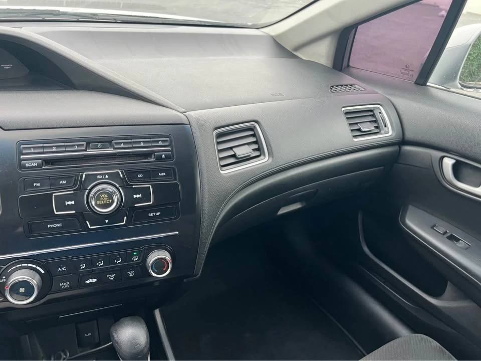 2013 Honda Civic 9th Gen - Image 7 of 12