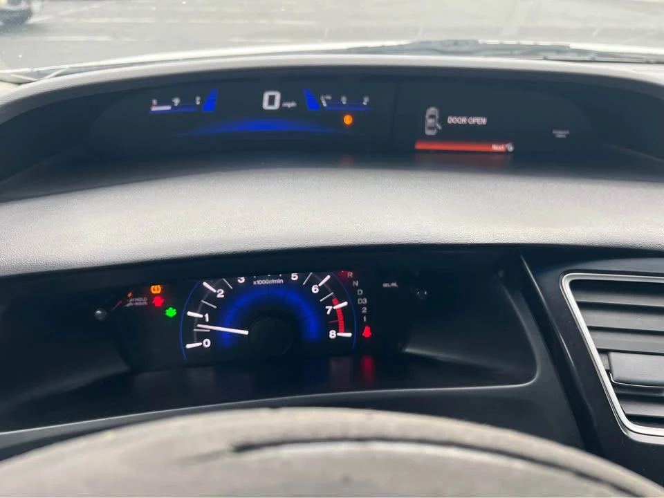 2013 Honda Civic 9th Gen - Image 6 of 12