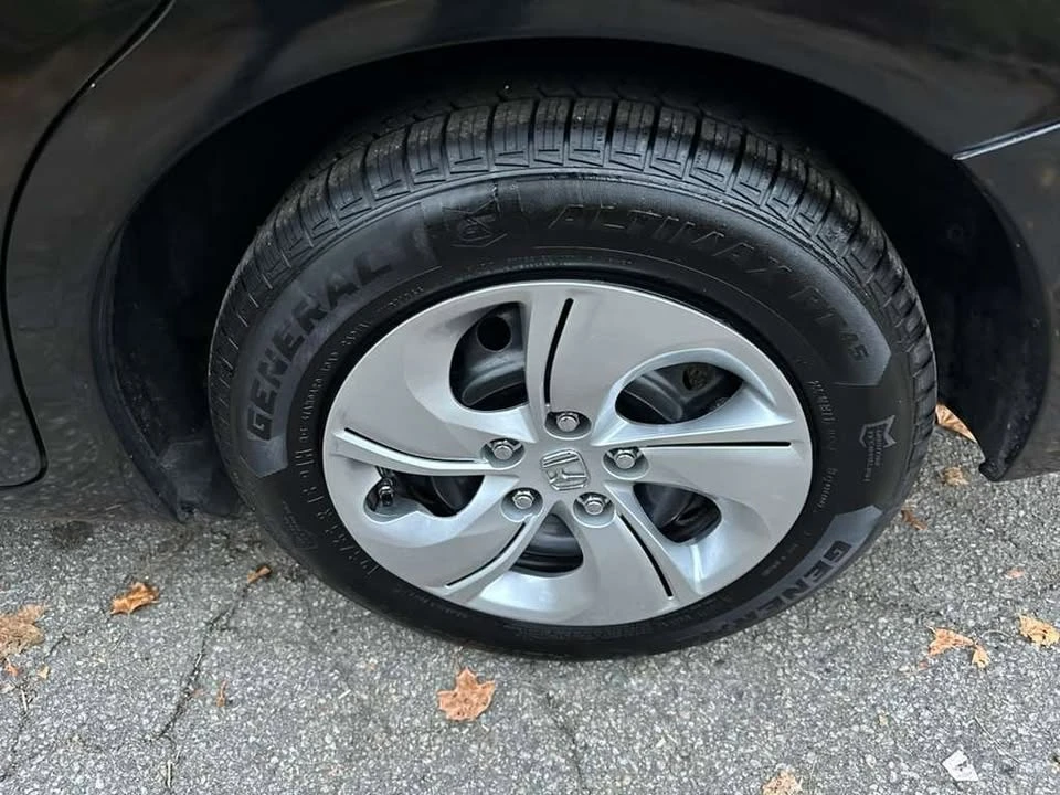 2013 Honda Civic 9th Gen - Image 14 of 15